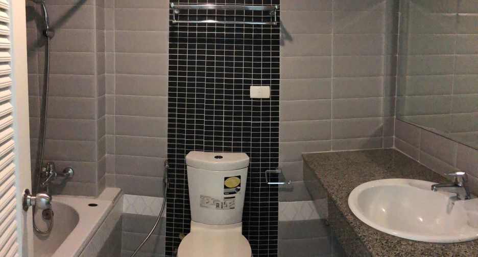 Wohnung zur Miete mit 3 Zimmer in Watthana, Bangkok