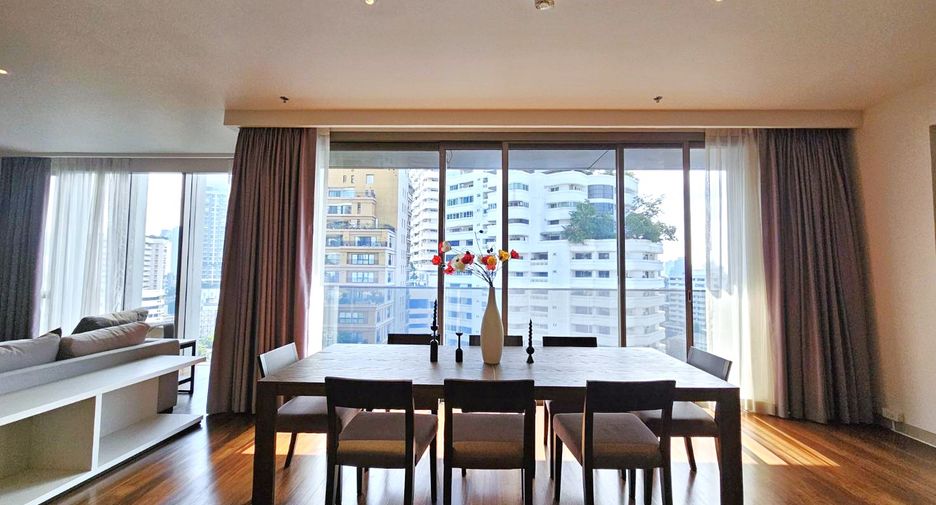 Wohnung zur Miete mit 4 Zimmer in Khlong Toei, Bangkok