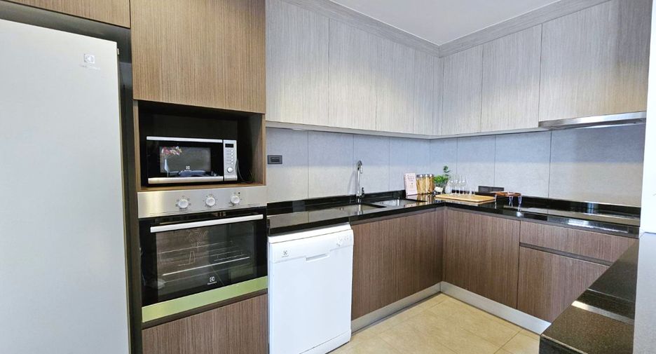 Wohnung zur Miete mit 4 Zimmer in Khlong Toei, Bangkok