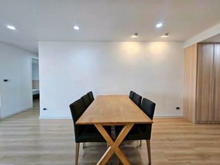 Wohnung zur Miete mit 3 Zimmer in Watthana, Bangkok