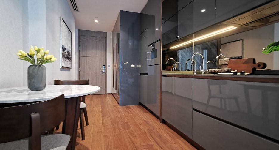 For rent 1 bed condo in Khlong Toei, Bangkok