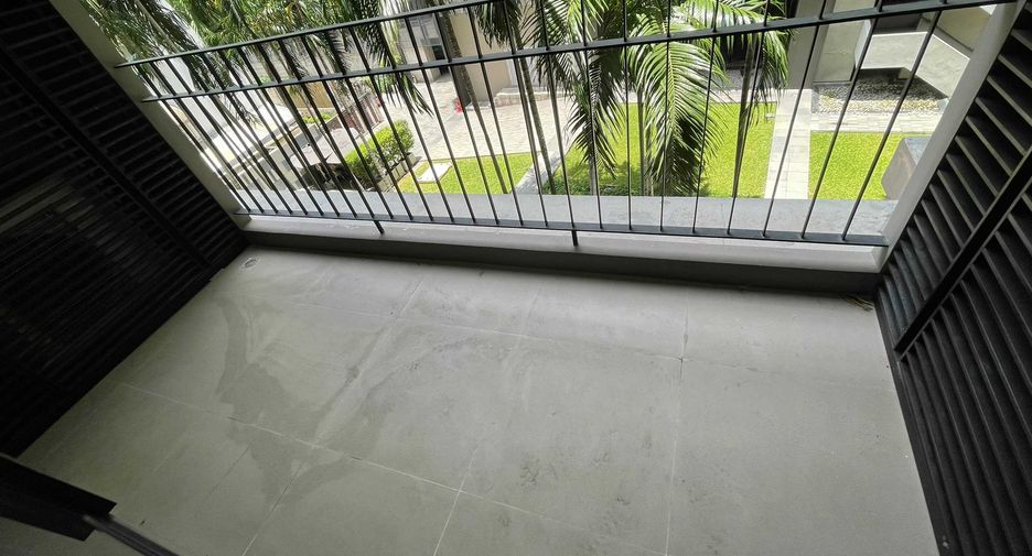 For rent and for sale 2 bedrooms condo in Sathon, Bangkok