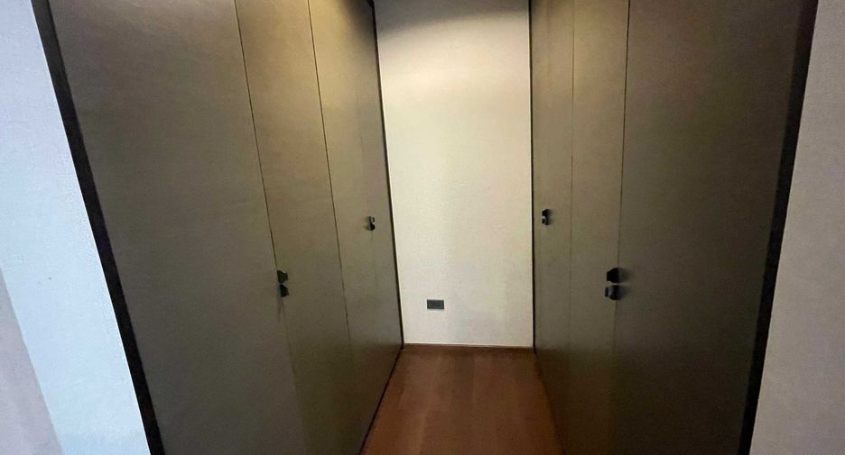 For rent and for sale 2 bedrooms condo in Sathon, Bangkok