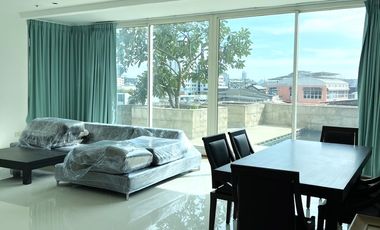For rent そして for sale 3 ベッドルーム condo in Sathon, Bangkok