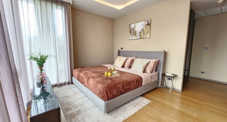 For rent and for sale 3 bedrooms condo in Watthana, Bangkok