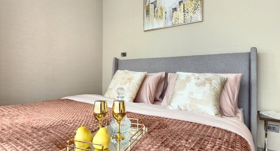 For rent and for sale 3 bedrooms condo in Watthana, Bangkok