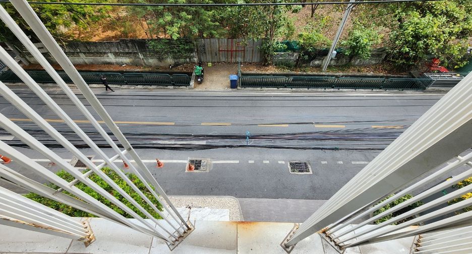 For rent and for sale 3 bedrooms condo in Watthana, Bangkok