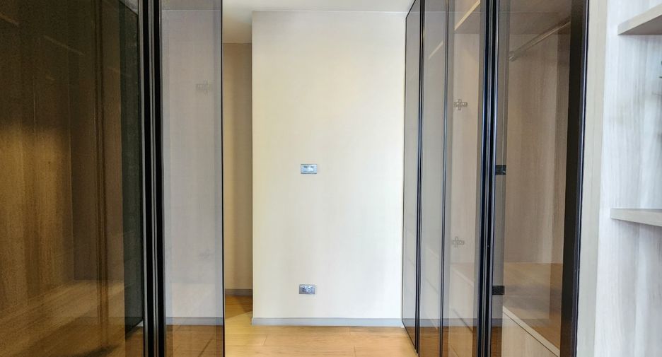 For rent and for sale 3 bedrooms condo in Watthana, Bangkok