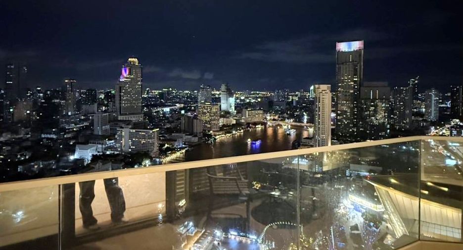For rent 2 bedrooms condo in Khlong San, Bangkok