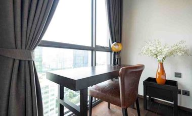 For rent 2 bedrooms condo in Pathum Wan, Bangkok