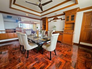 For rent 4 ベッドルーム condo in Watthana, Bangkok