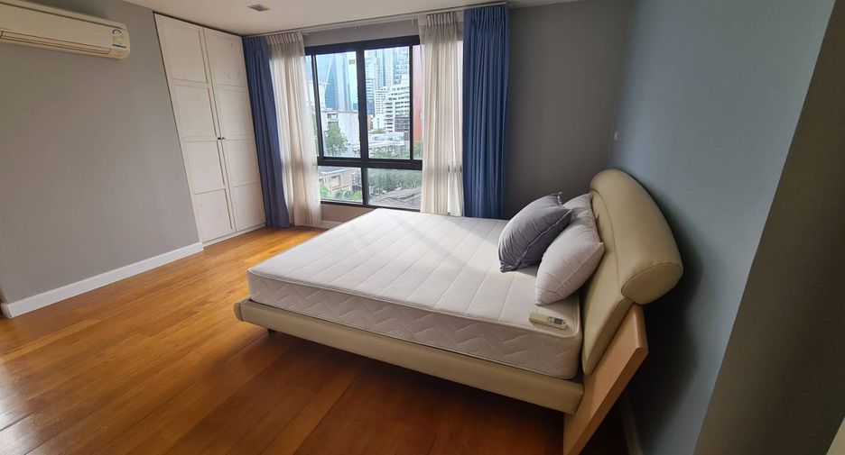 À louer 2 chambres condo à Watthana, Bangkok