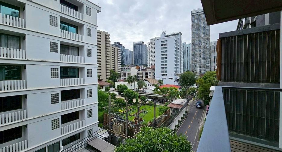 À louer 2 chambres condo à Khlong Toei, Bangkok