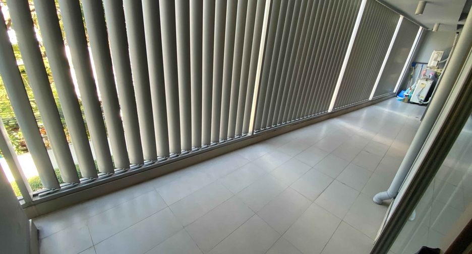 For rent and for sale 2 bedrooms condo in Watthana, Bangkok