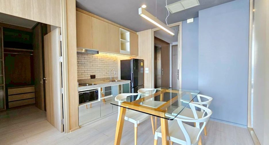 For rent 1 bed condo in Pathum Wan, Bangkok