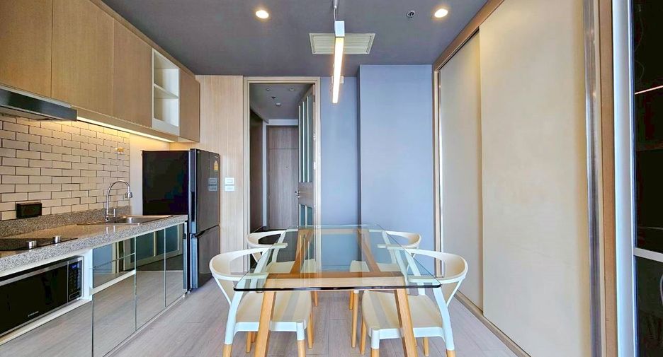 For rent 1 bed condo in Pathum Wan, Bangkok