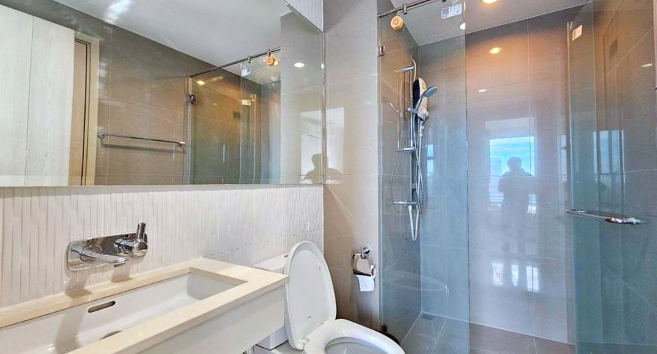 For rent and for sale 2 bedrooms condo in Khlong Toei, Bangkok