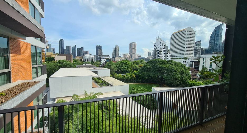 For rent 3 ベッドルーム condo in Watthana, Bangkok