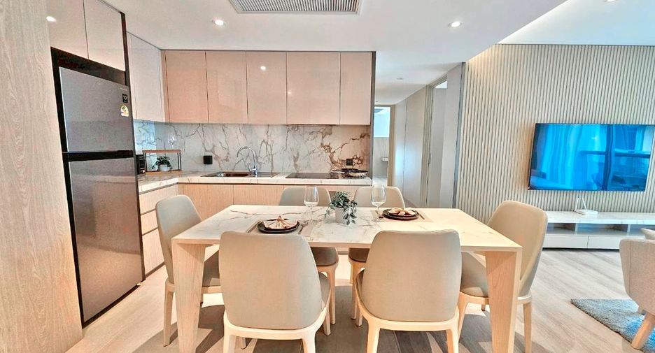 For rent 3 bedrooms condo in Watthana, Bangkok