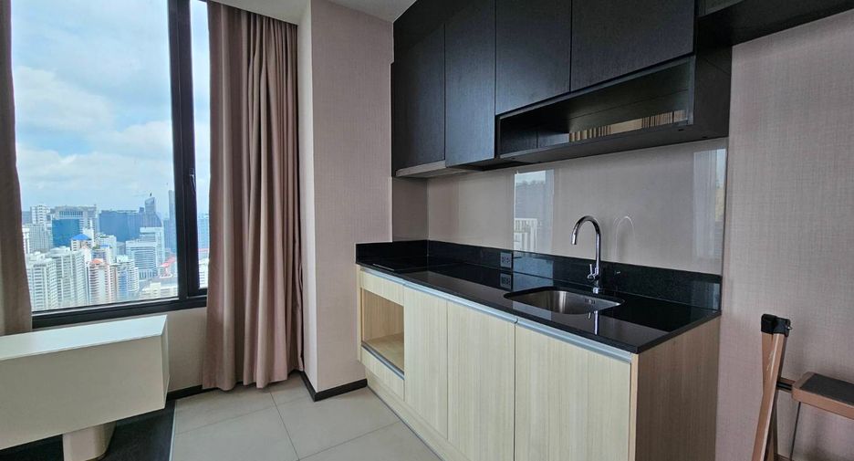 For rent 2 bedrooms condo in Khlong Toei, Bangkok