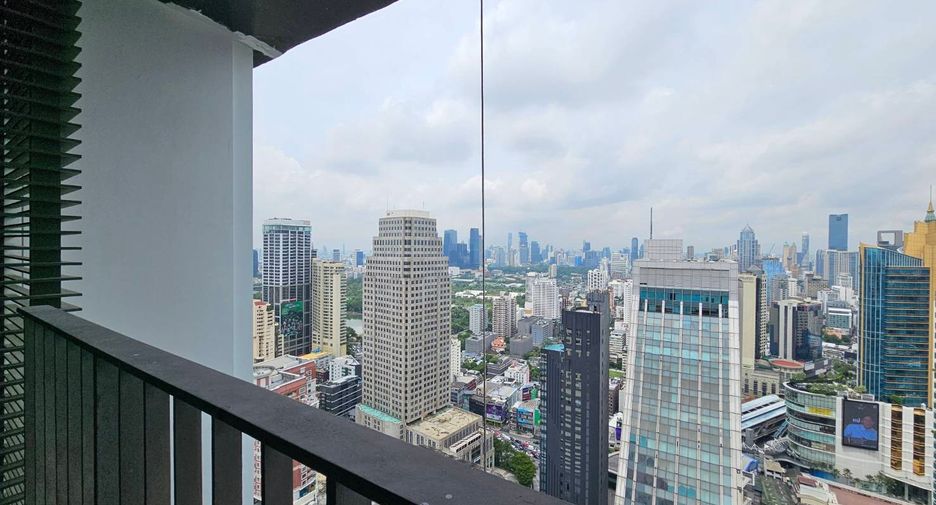 For rent 2 bedrooms condo in Khlong Toei, Bangkok