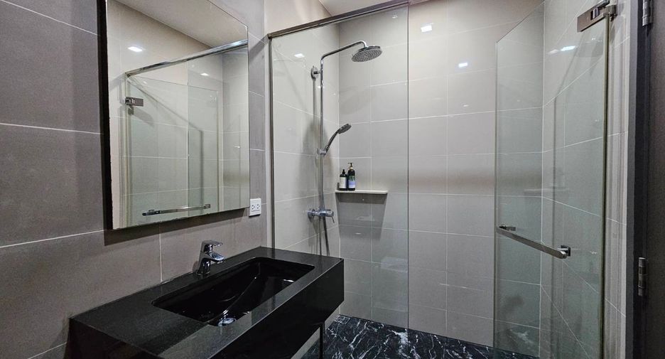 For rent and for sale 2 bedrooms condo in Khlong Toei, Bangkok
