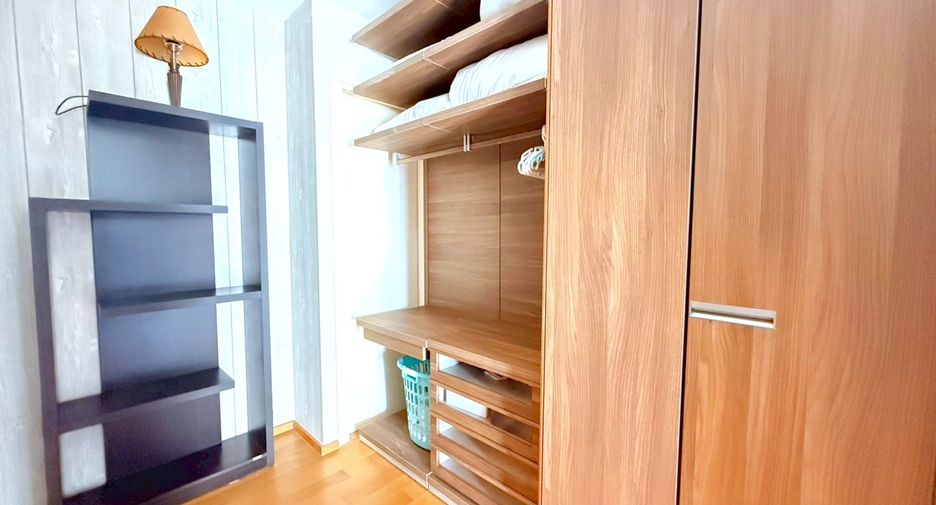 Condo en alquiler de 1 habitaciones en Khlong Toei, Bangkok