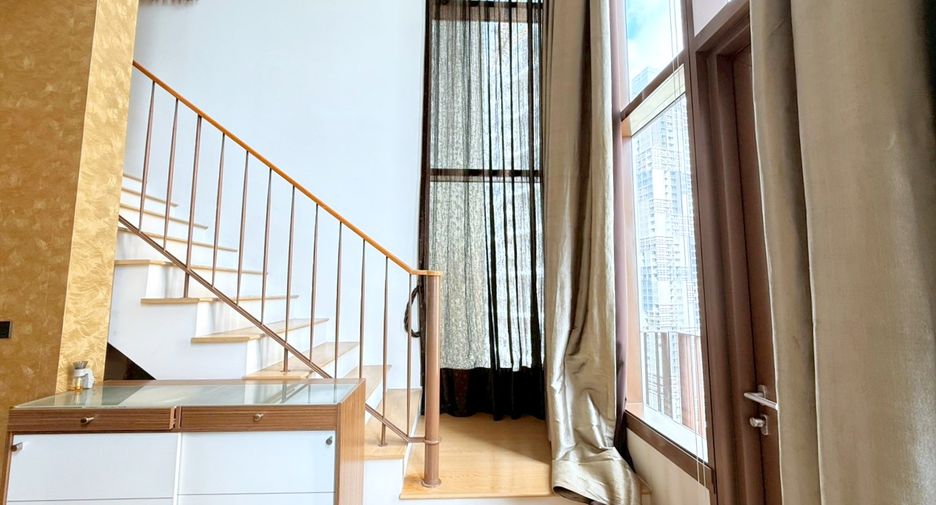 Condo en alquiler de 1 habitaciones en Khlong Toei, Bangkok