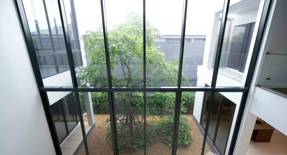 For sale 4 bedrooms house in Bang Kapi, Bangkok