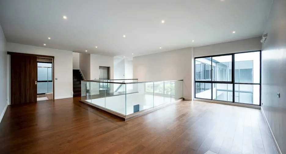 For sale 4 bedrooms house in Bang Kapi, Bangkok