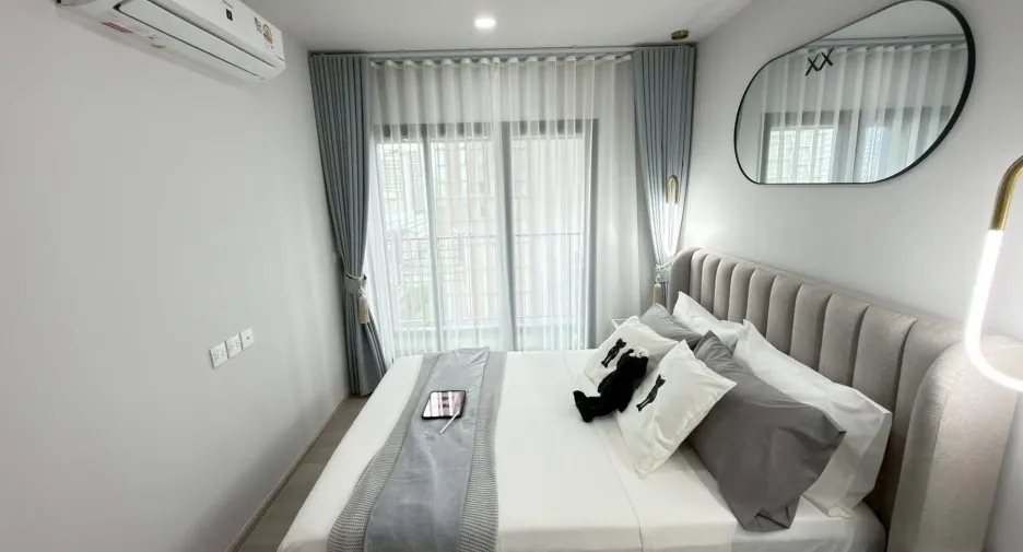 For rent 2 bedrooms condo in Phra Khanong, Bangkok