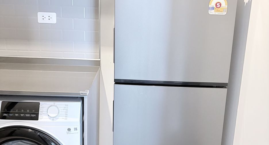 For rent 2 bedrooms condo in Bang Kapi, Bangkok