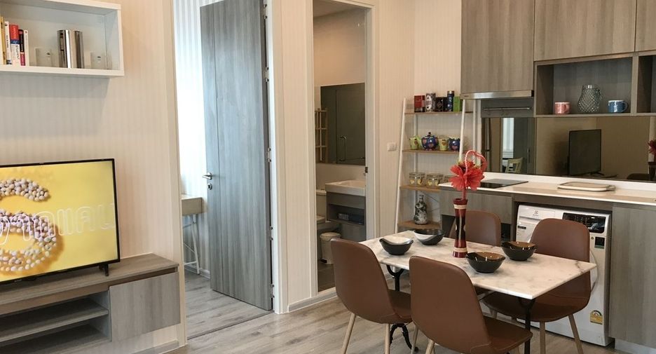 For rent 2 bedrooms condo in Bang Kapi, Bangkok