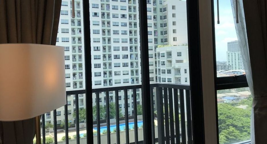 For rent 2 bedrooms condo in Bang Kapi, Bangkok