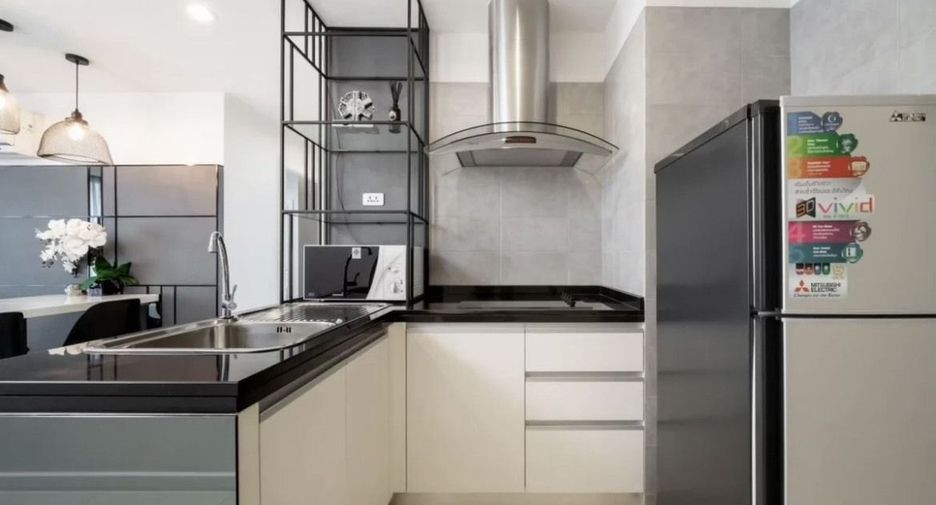 For sale 2 bedrooms condo in Bang Rak, Bangkok