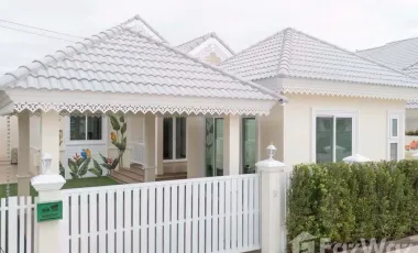 For sale and for rent 3 bedrooms house in Cha Am, Phetchaburi