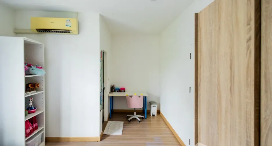 Reihenhaus zum Kauf mit 2 Zimmer in Thalang, Phuket