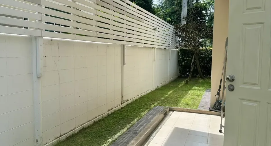 For sale and for rent 4 bedrooms house in Mueang Chiang Mai, Chiang Mai