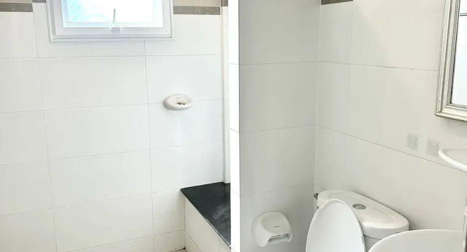 For sale and for rent 4 bedrooms house in Mueang Chiang Mai, Chiang Mai