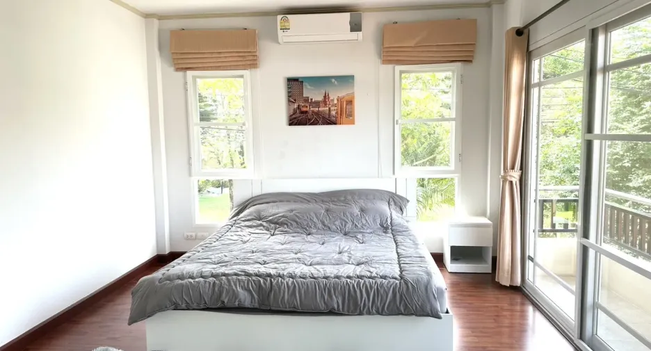 For sale and for rent 4 bedrooms house in Mueang Chiang Mai, Chiang Mai
