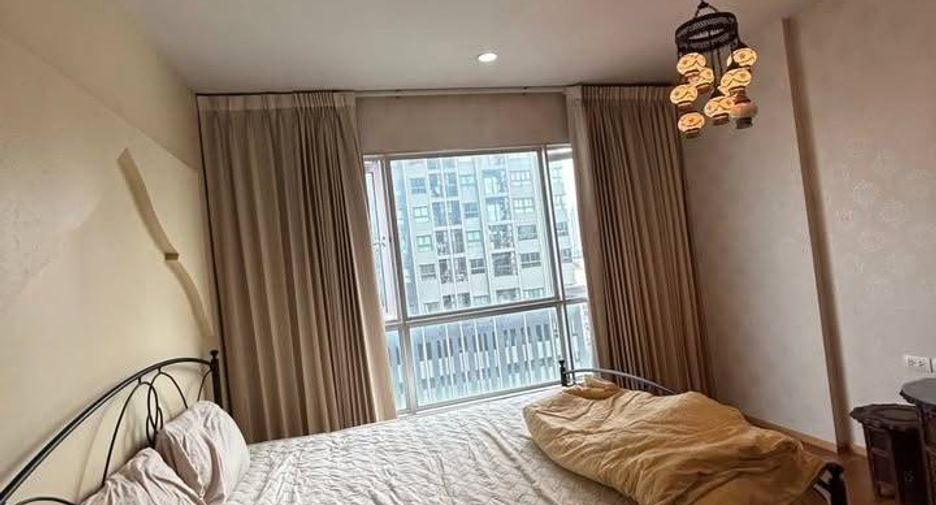 For sale 1 bed condo in Khlong San, Bangkok
