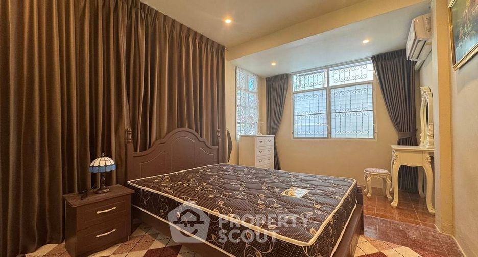 For sale 4 bedrooms house in South Pattaya, Pattaya