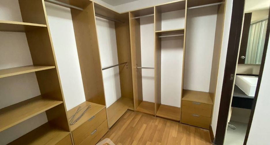 Condo en alquiler de 2 habitaciones en Dusit, Bangkok