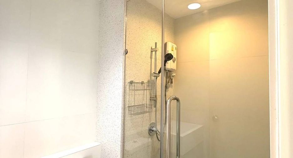 For rent 2 bedrooms condo in Suan Luang, Bangkok
