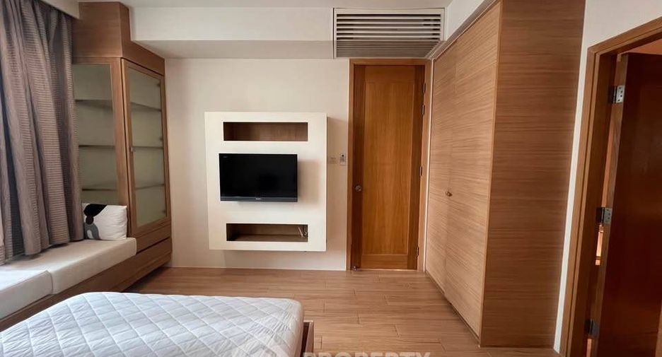 For rent 1 bed condo in Sathon, Bangkok