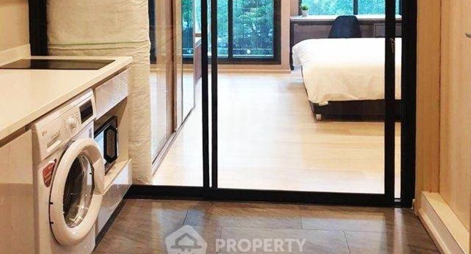For rent 1 bed condo in Pathum Wan, Bangkok