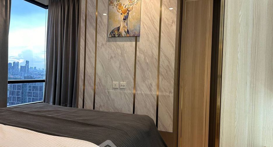 For rent 2 bedrooms condo in Watthana, Bangkok