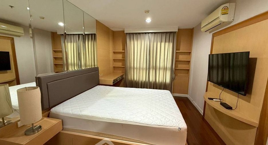 For rent 2 ベッドルーム condo in Huai Khwang, Bangkok