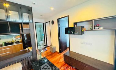 For rent 2 bedrooms condo in Pathum Wan, Bangkok