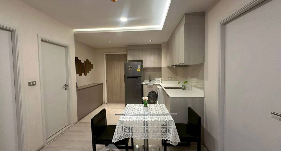 Condo en alquiler de 2 habitaciones en Khlong Toei, Bangkok